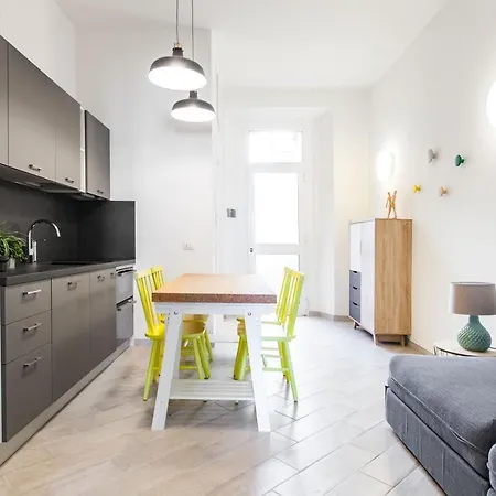 - Porta Venezia Apartment *