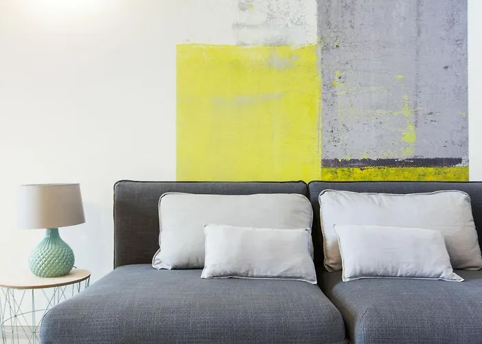 - Porta Venezia Apartment Milan